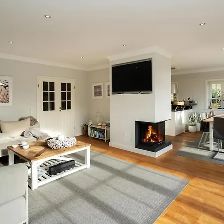 Villa Hengist Mit Sauna, 600 Meter Vom Weststrand, Wenningstedt, Sylt - 1 Hund Willkommen