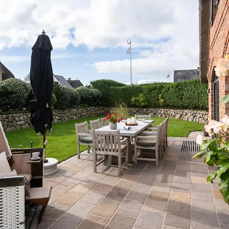 Villa Hengist Mit Sauna, 600 Meter Vom Weststrand, Wenningstedt, Sylt - 1 Hund Willkommen *