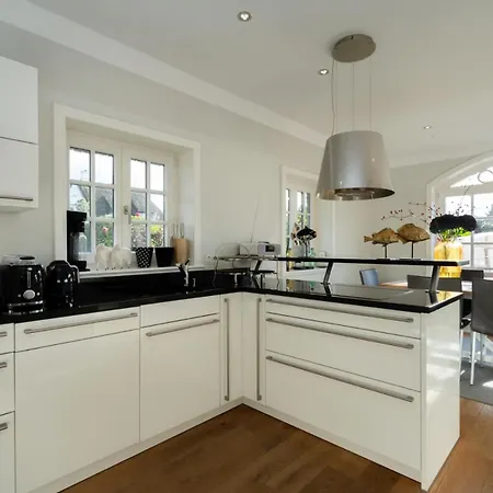 בית נופש Hengist Mit Eigener Sauna, 600 Meter Vom Weststrand, Wenningstedt, Sylt